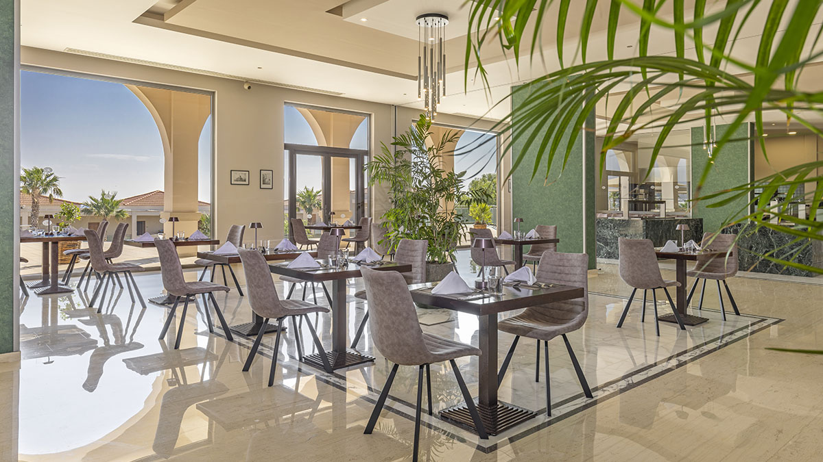 Kresten Royal Euphoria Resort - NR